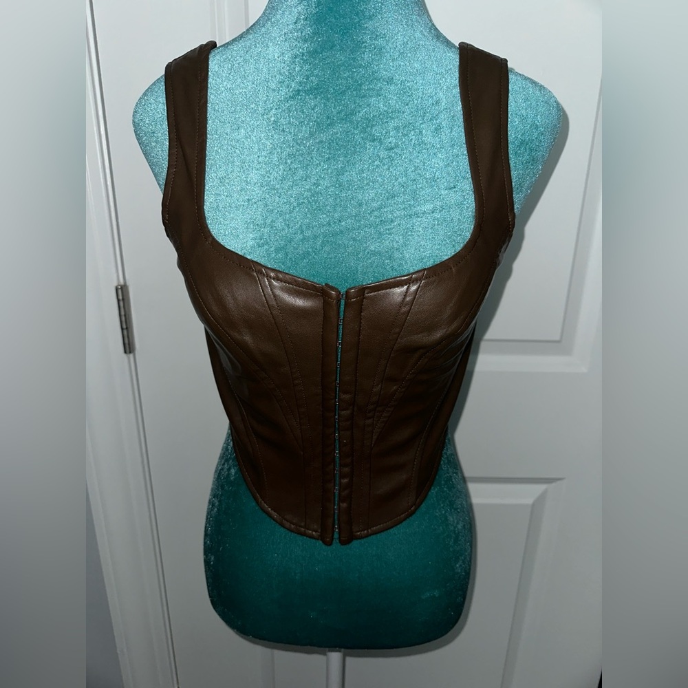 Leather corset 👚✨